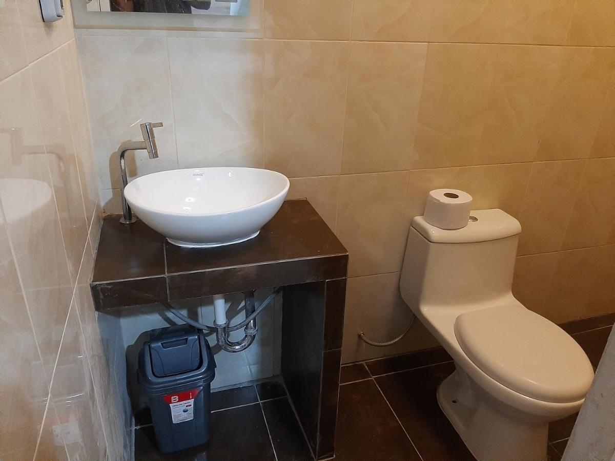 Hotel Kusnaya Piura Bagian luar foto