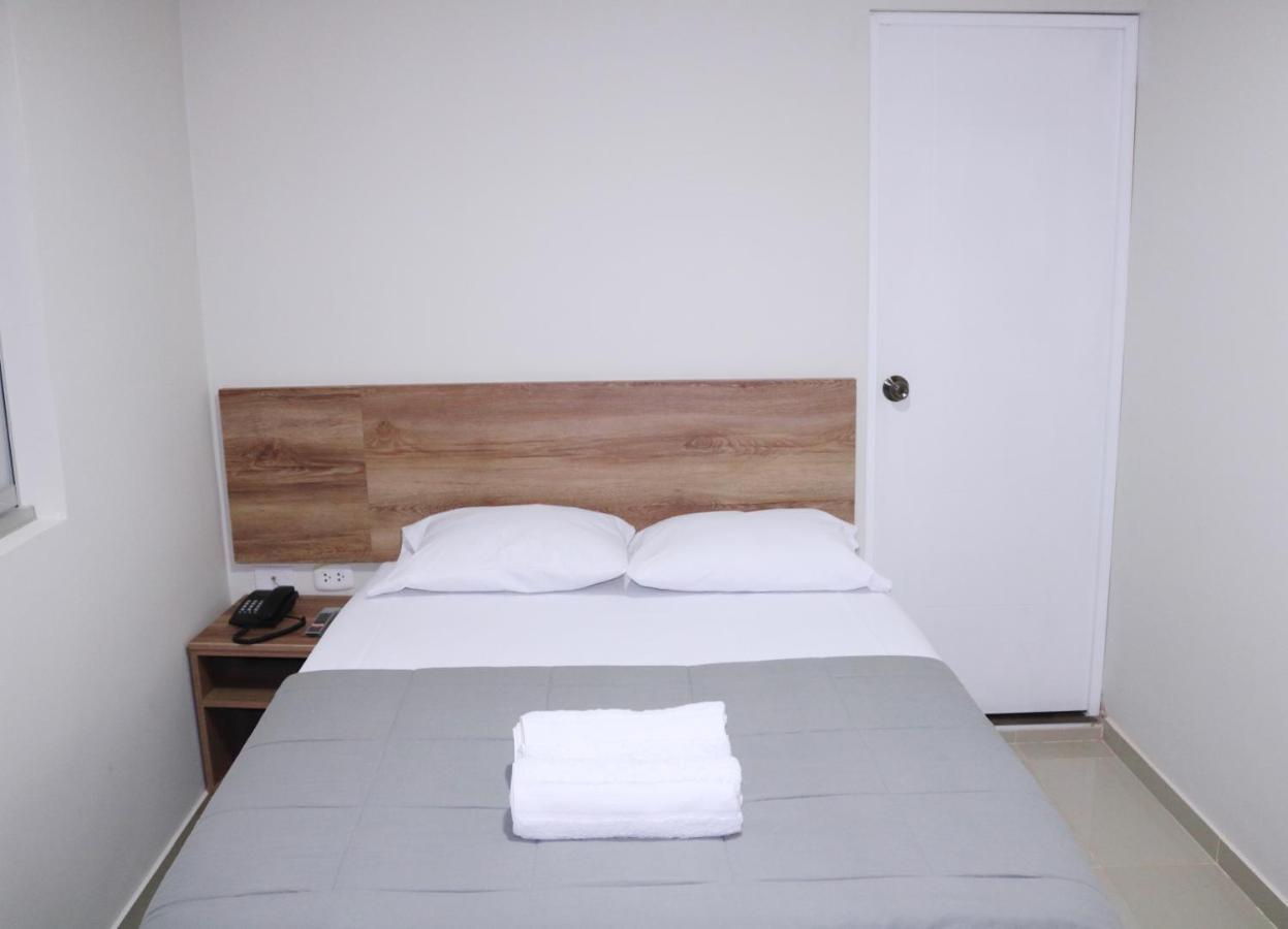 Hotel Kusnaya Piura Bagian luar foto